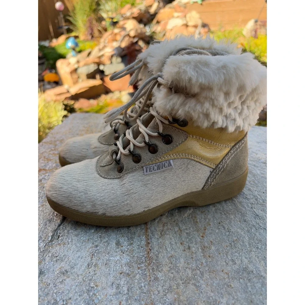 Tecnica Vintage Goat Fur bottoms Faux Fur uppers Boots Made in Italy 36 5